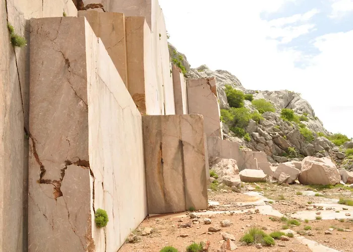 Апартаменты Lav *