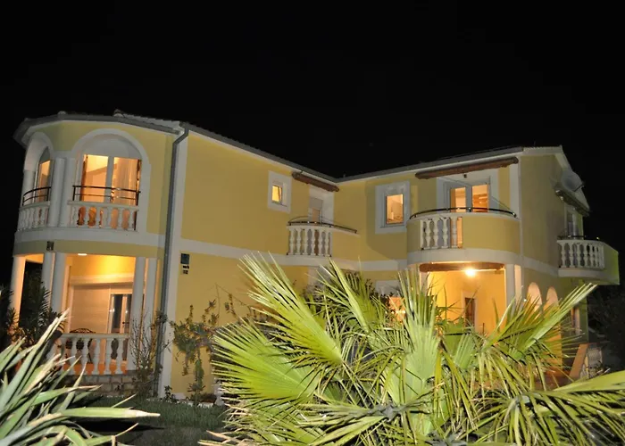 Апартаменты Lav