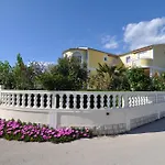 拉芙一室公寓 公寓 普利拉卡
