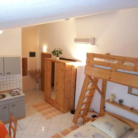 Apartamento Lav Privlaka (Zadar)